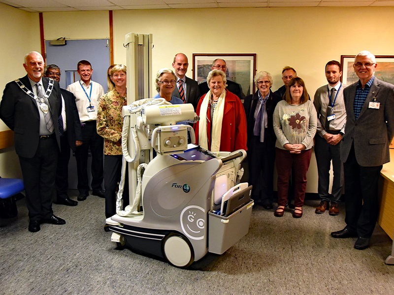 The Sheriff, Councillor Colin Spooner, joined the League of Friends and the Radiology team at the Kent and Canterbury Hospital to unveil a new state of the art mobile X-ray machine largely purchased from a kind legacy from the late Miss Janine Farwell.